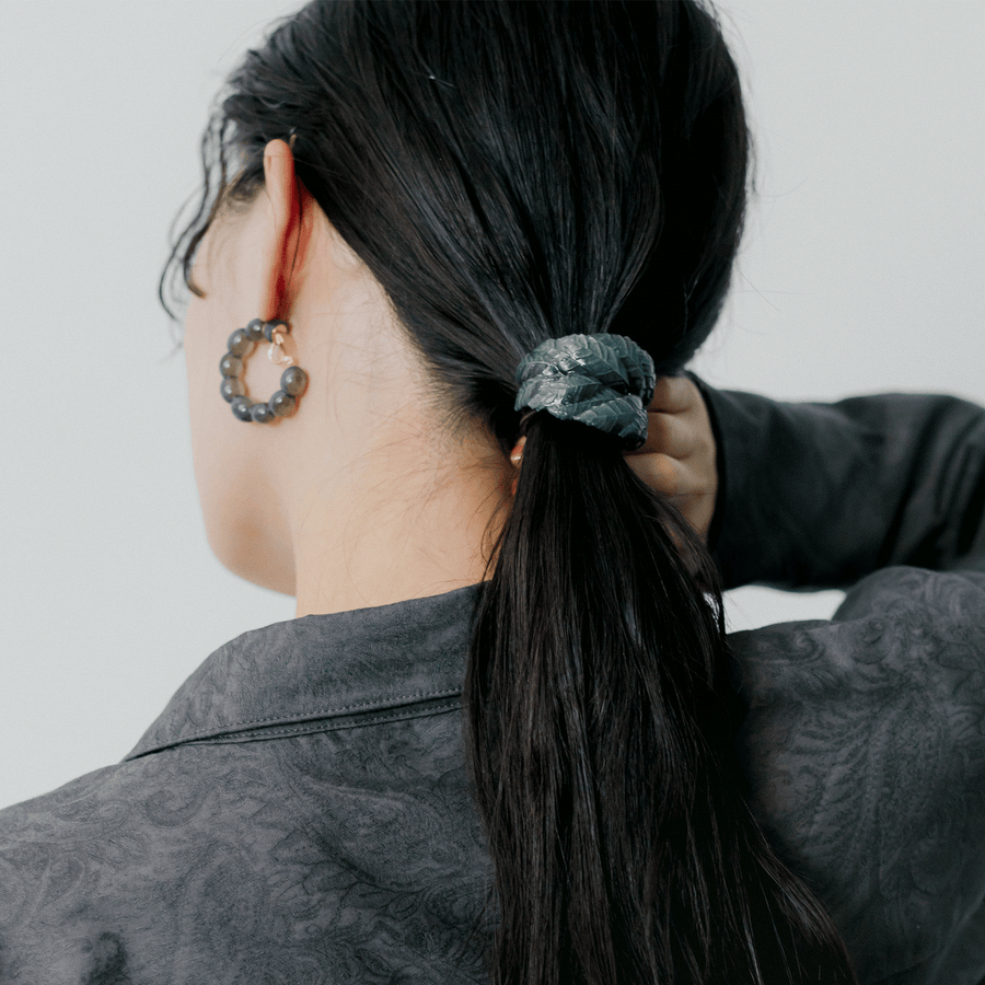 Ash leaf hair cuff