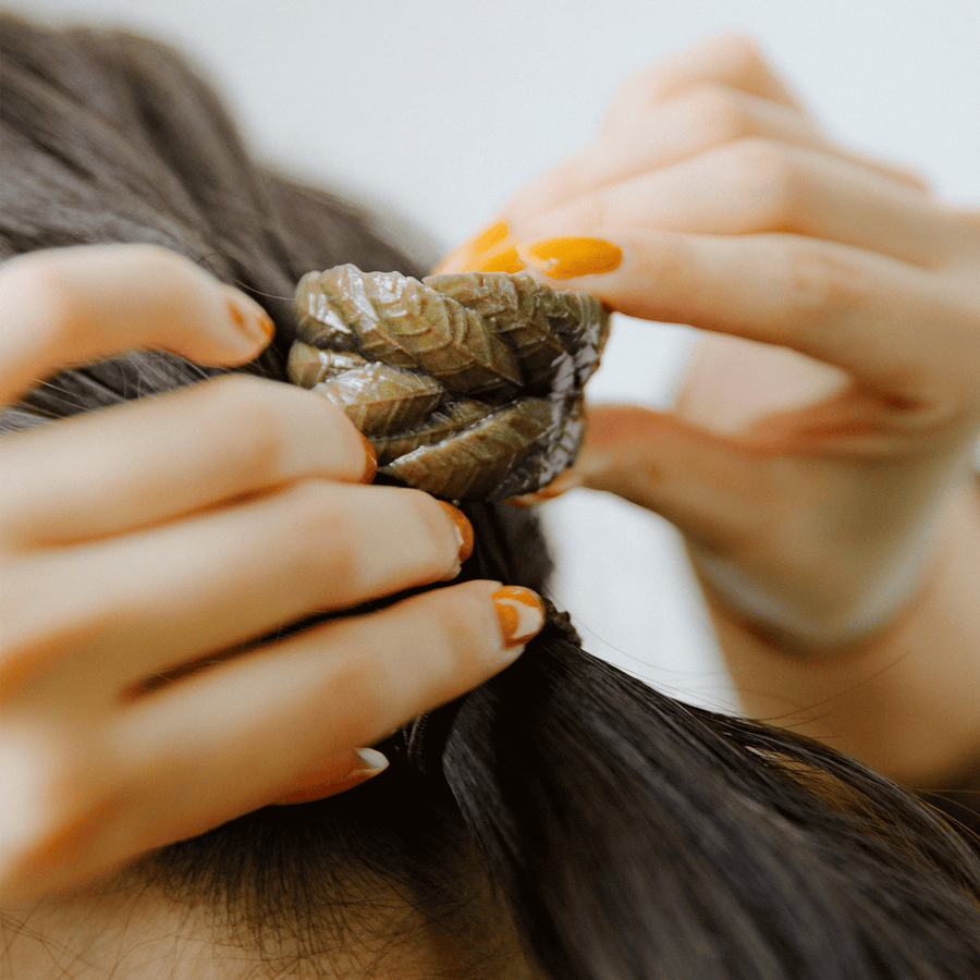 Ash leaf hair cuff