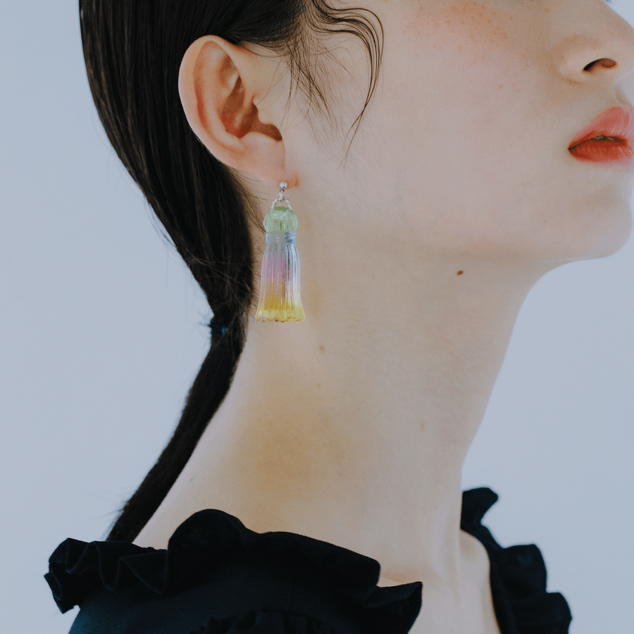 TASSEL EARRINGS - M -