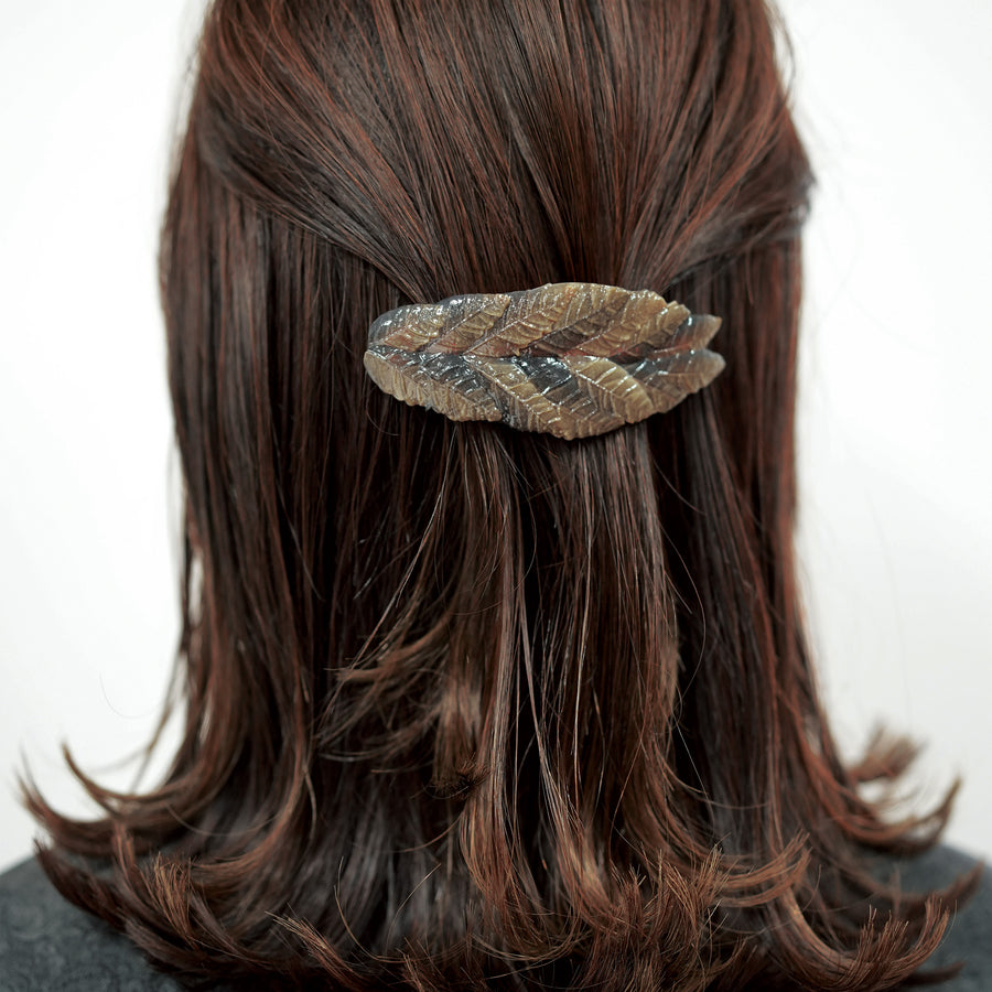 Ash leaf barrette