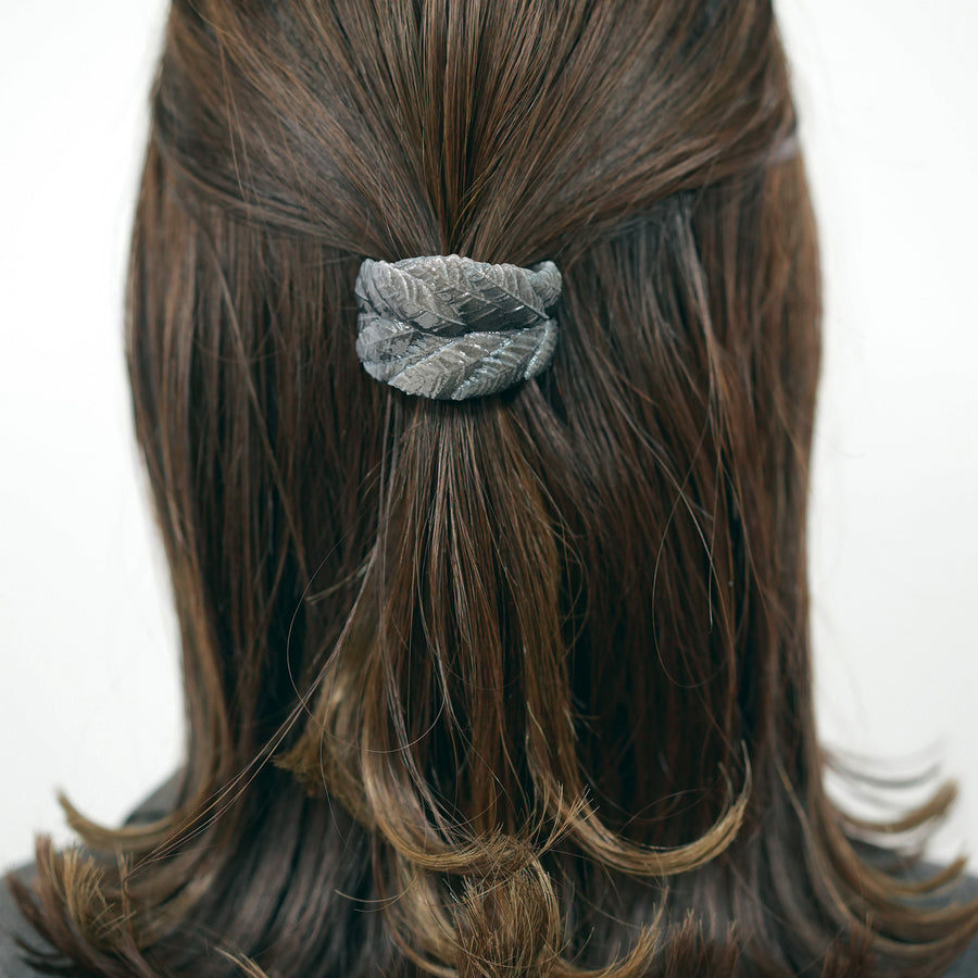 Ash leaf hair cuff