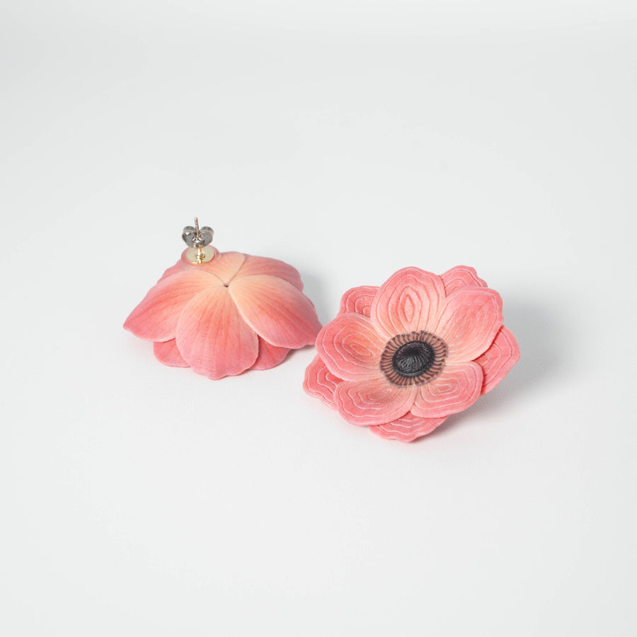 Anemone Flower Earrings - M -