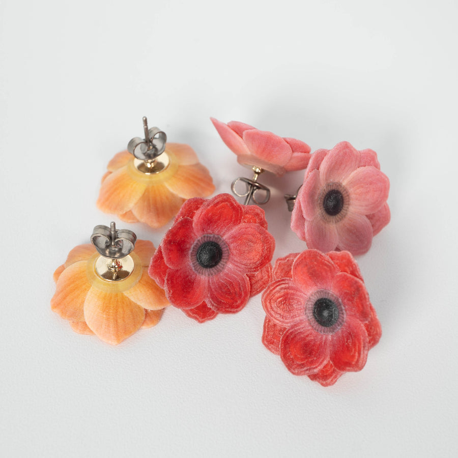 Anemone Flower Earrings - S -