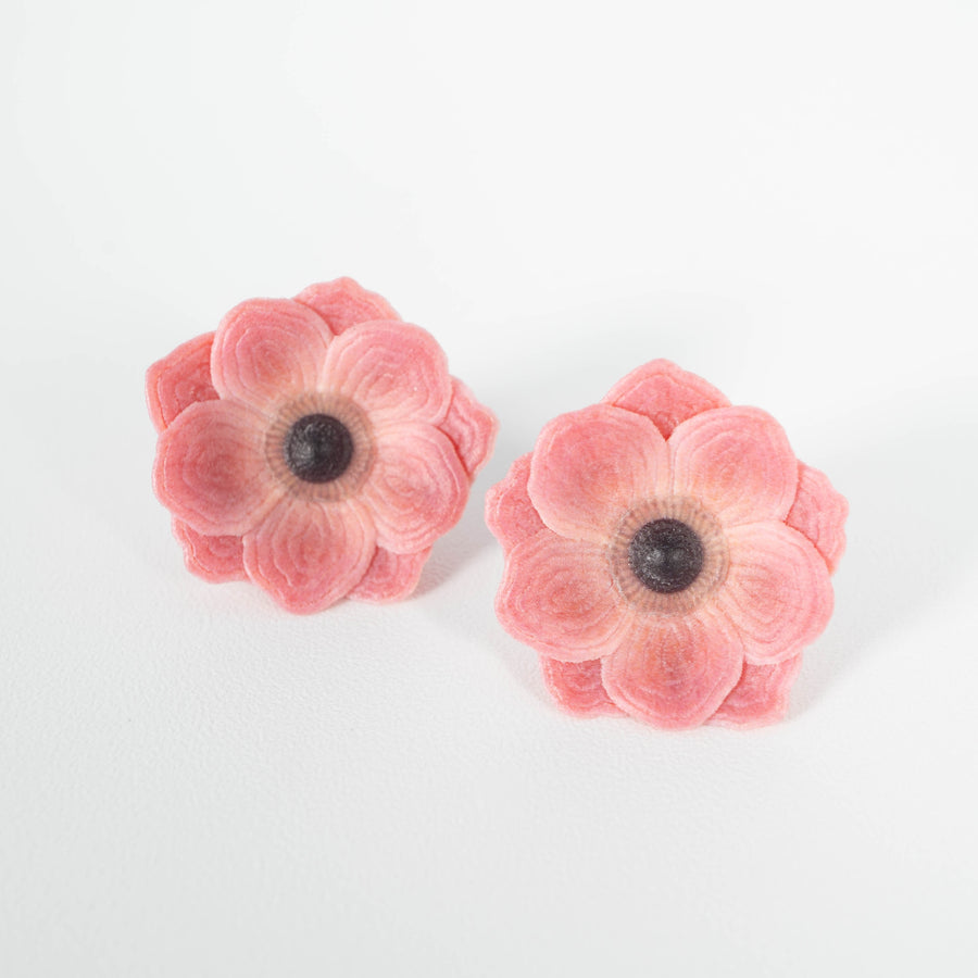 Anemone Flower Earrings - S -