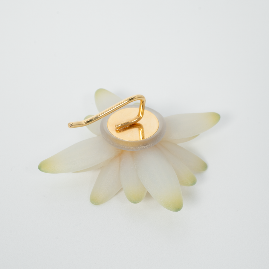 【予約販売商品】Water lily hair cuff - L -