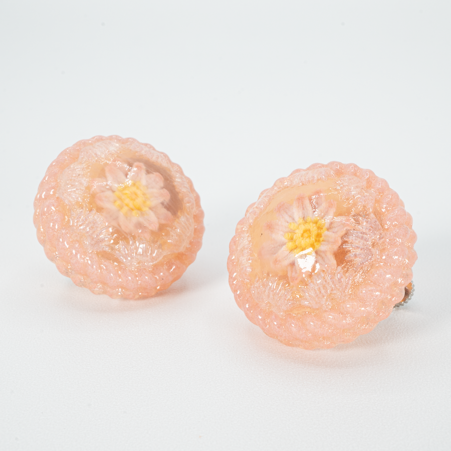 【予約販売商品】Water lily button earrings - M -