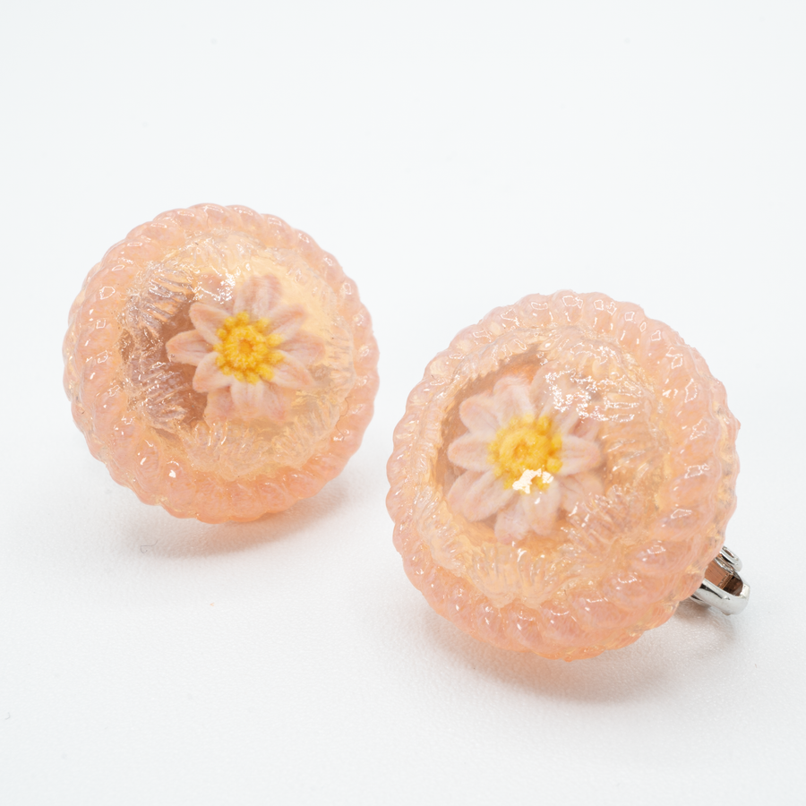 【予約販売商品】Water lily button earrings - S -