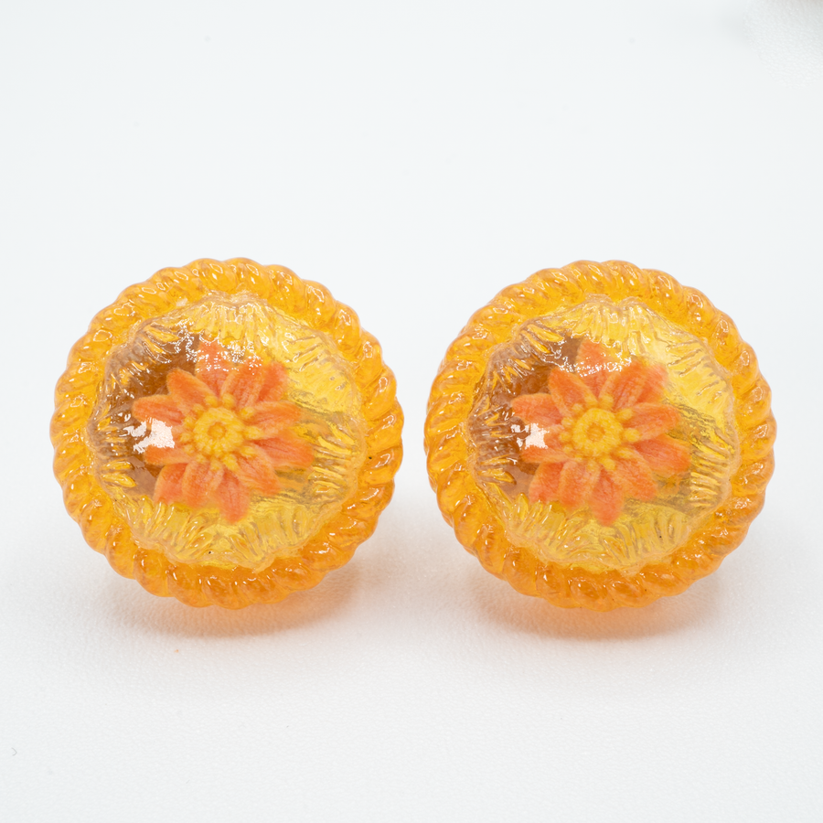 【予約販売商品】Water lily button earrings - S -