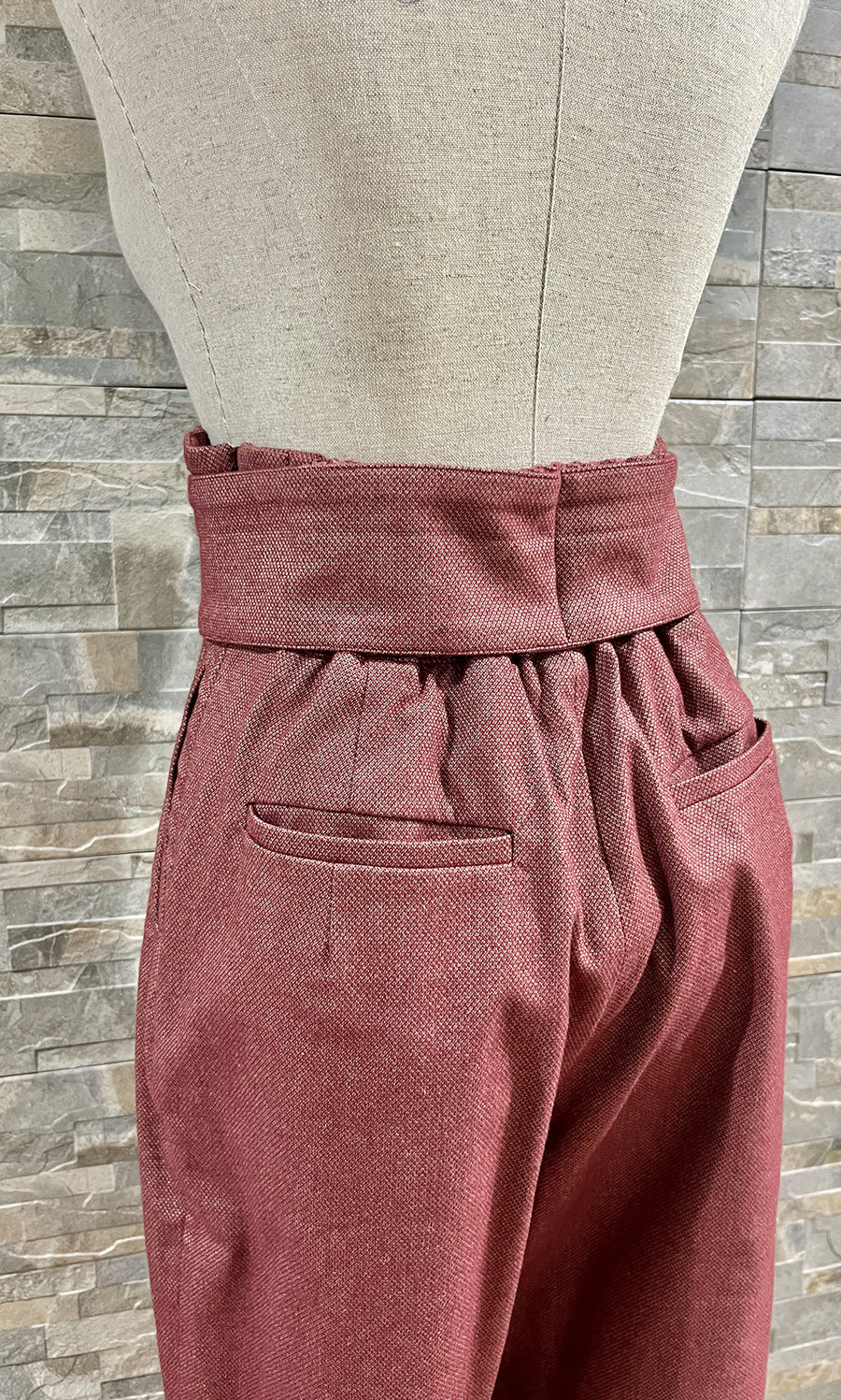 Frill waist belt wool like straight-leg pants