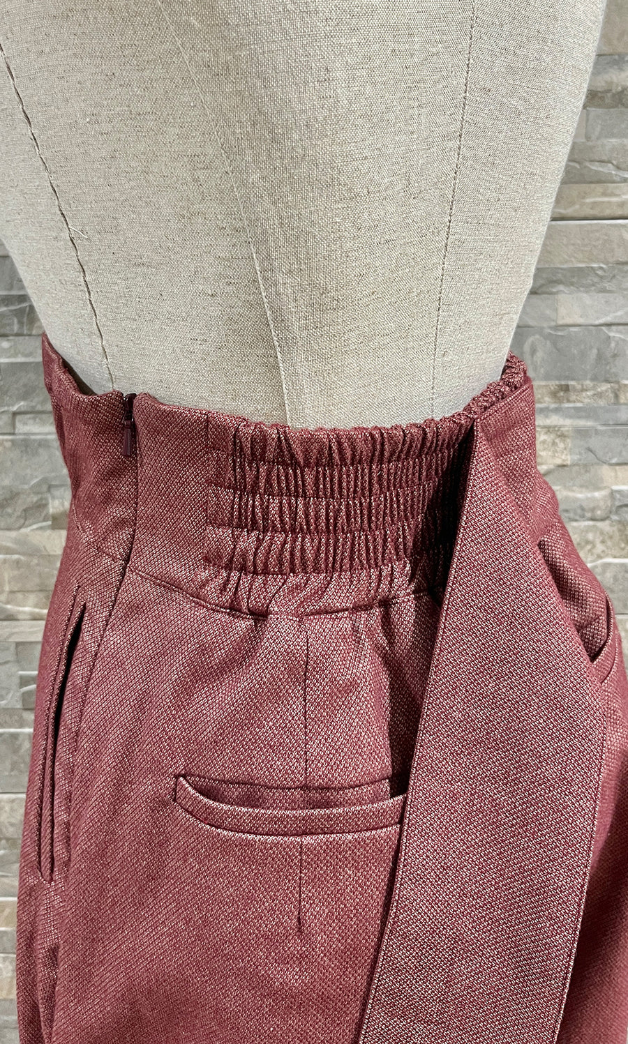 Frill waist belt wool like straight-leg pants